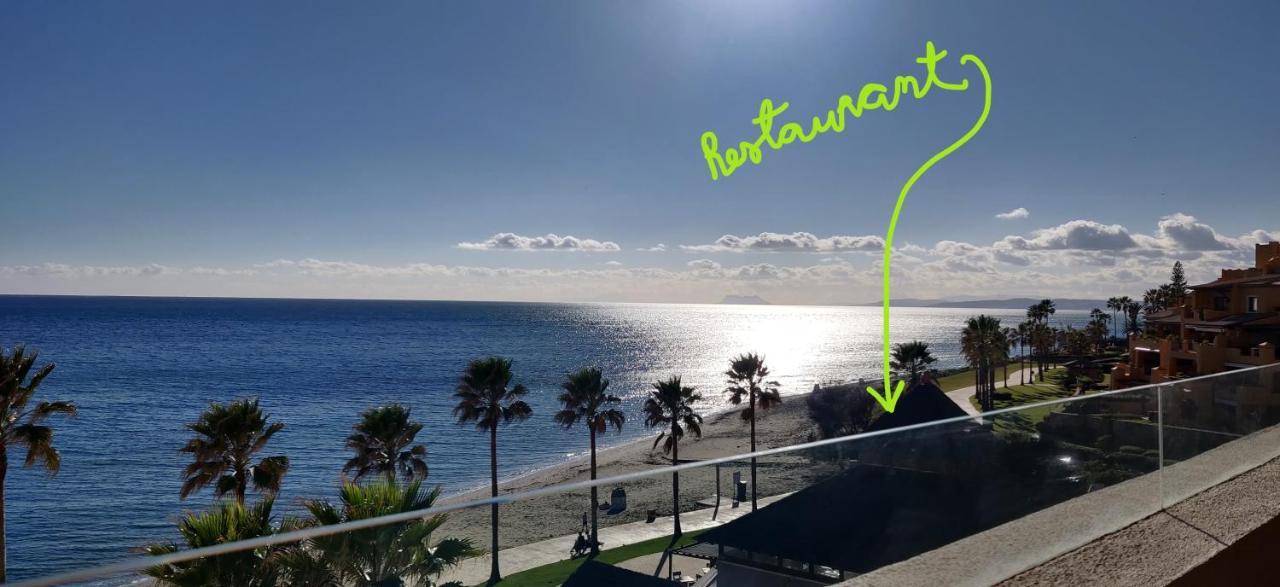 Bahia De La Plata Seafront Apartman Estepona Kültér fotó